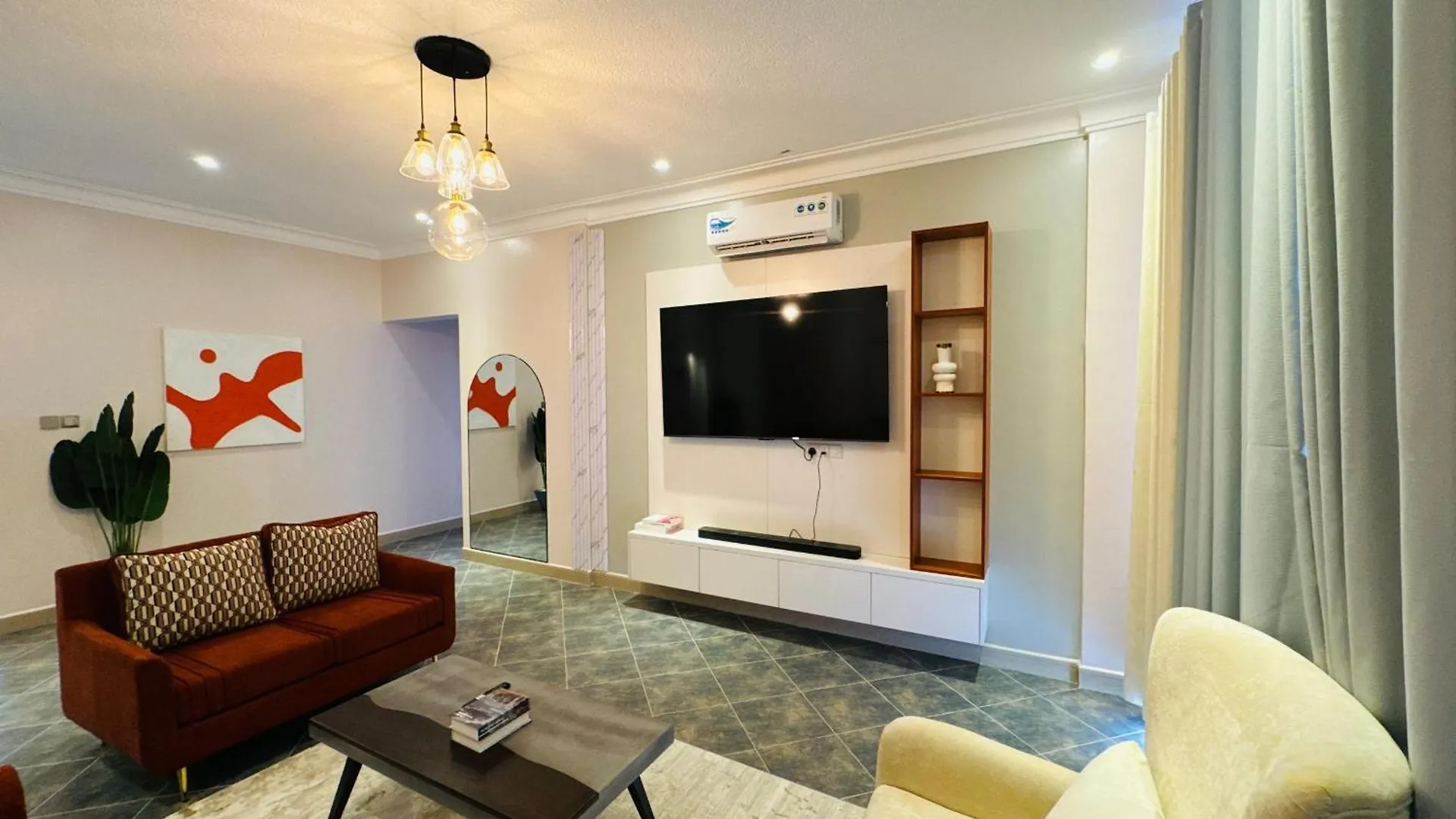 Bellwether Apartments カンパラ